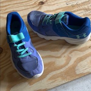 Girls Under Armour running shoes size 3
